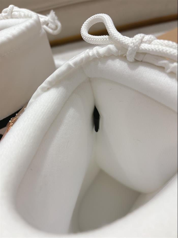 20251128164346641 290